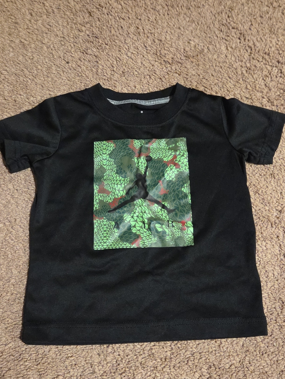 Black Kids' Graphic Tee with Green Camo Print